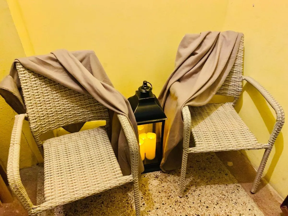 Free Garage Parking, Ac And Bikes In The Downtown Apartment Budapest